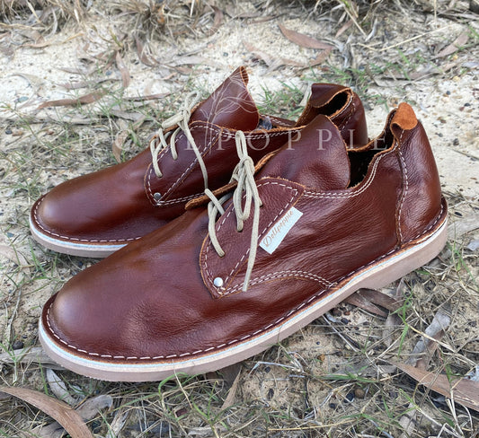 Mens velds low cut tan rust (IN STOCK)